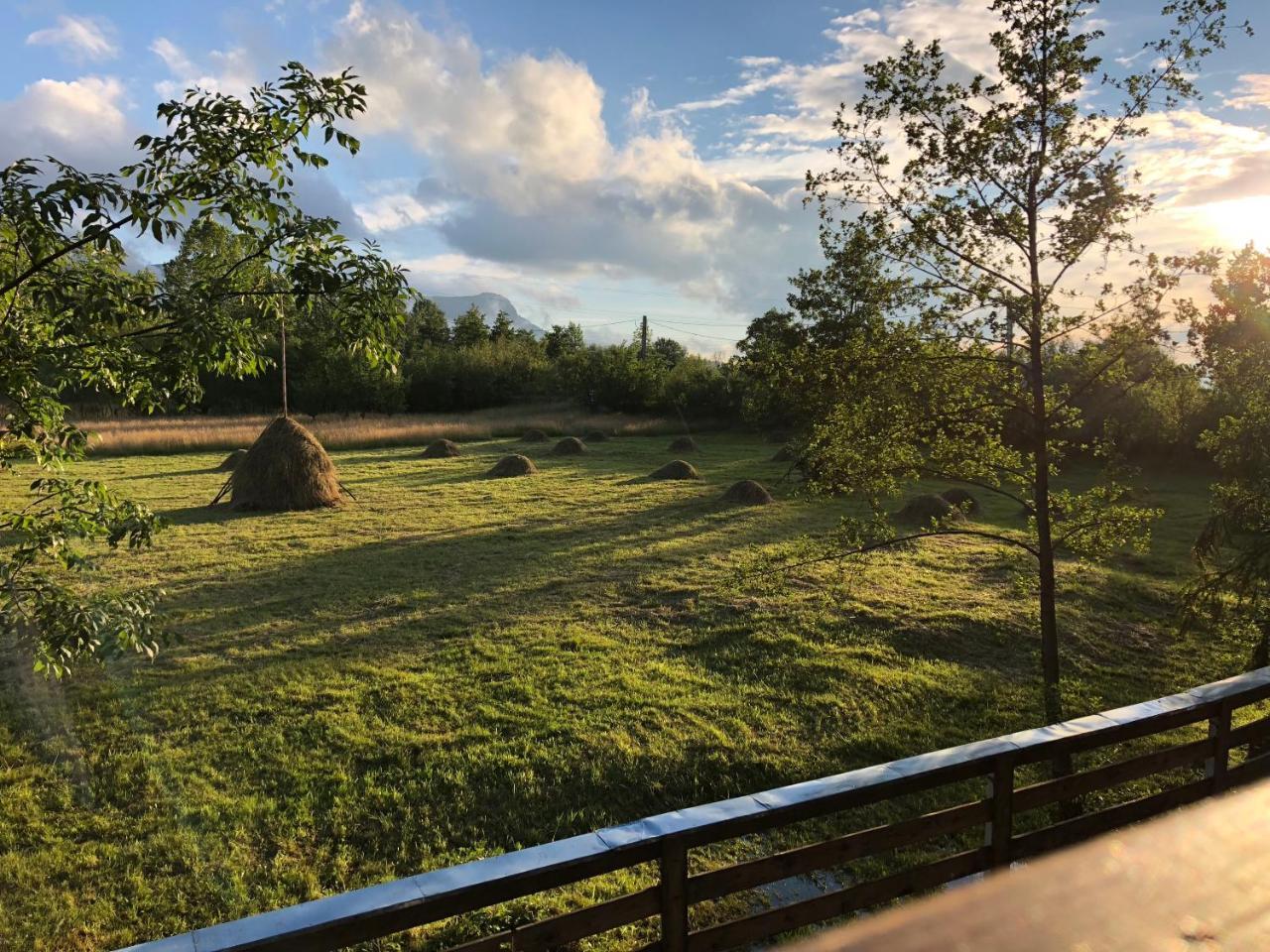 Soare-N Maramures Budeşti Esterno foto